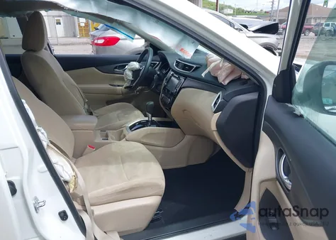 2016 Nissan Rogue Sv z USA, uszkodzony, nr VIN 5N1AT2MV0GC874995